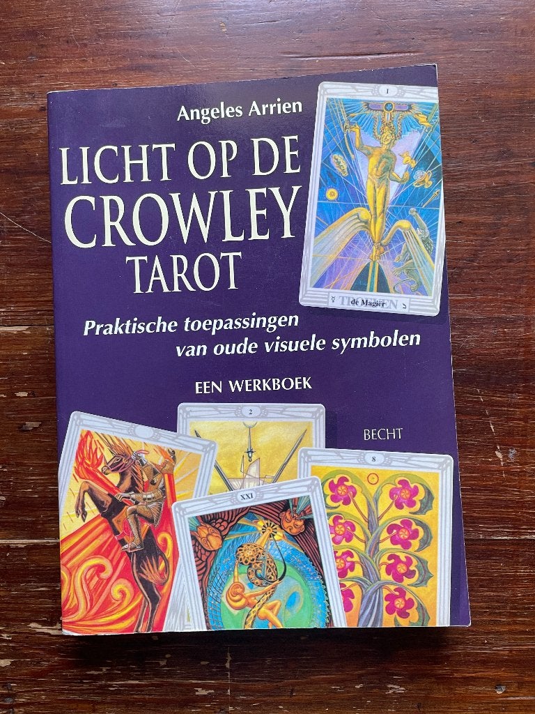 Angeles Arrien Licht op de Crowley Tarot Werkboek 1999, Boeken, Tarot of Kaarten leggen, Ophalen of Verzenden, Zo goed als nieuw