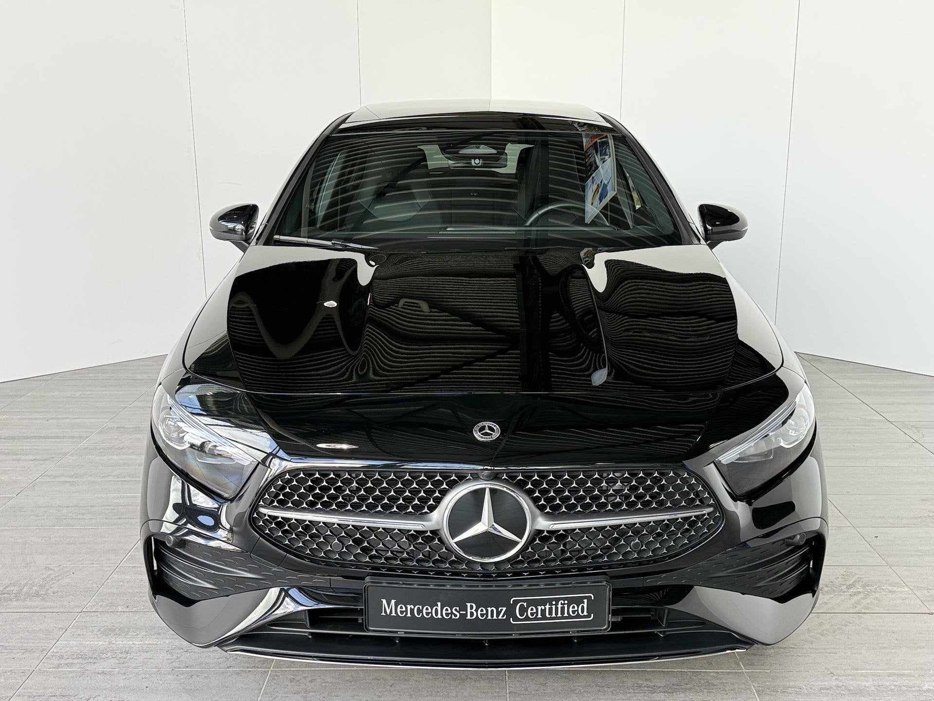 Mercedes-Benz A-klasse 180 Business Solution AMG | Panoramad, Dealer onderhouden, 136 pk, Gebruikt, 4 cilinders