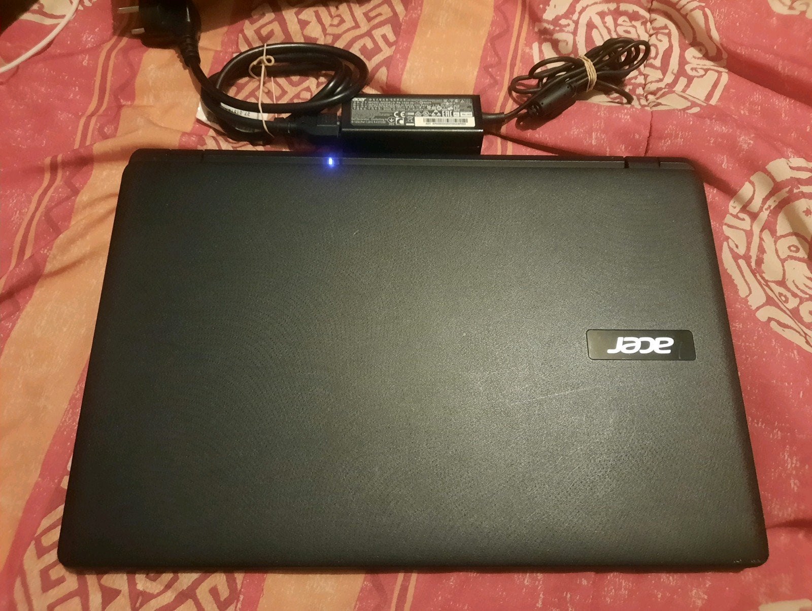 Acer Aspire ES 15 (1TB HDD) (4GB RAM) intel celeron N3050, Computers en Software, Ophalen, Acer