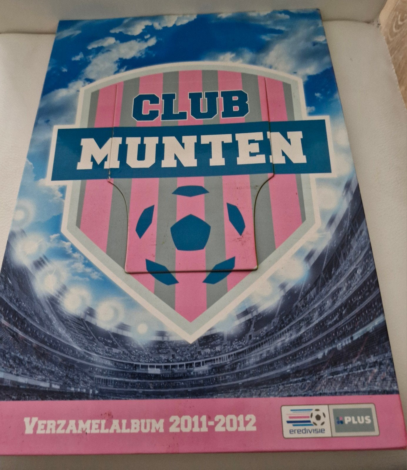 Club Munten Verzamelalbum 2011-2012 Eredivisie Plus, Ophalen of Verzenden