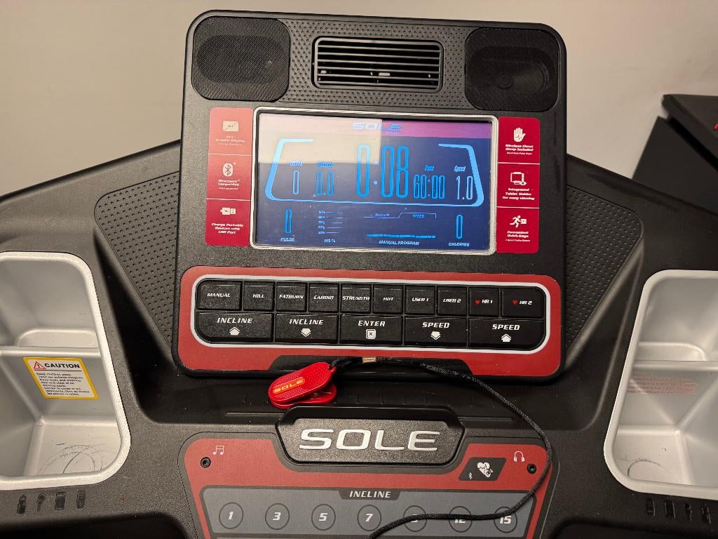 Sole Fitness F85 Loopband 3 jaar oud, Ophalen, Zo goed als nieuw, Buik, Loopband