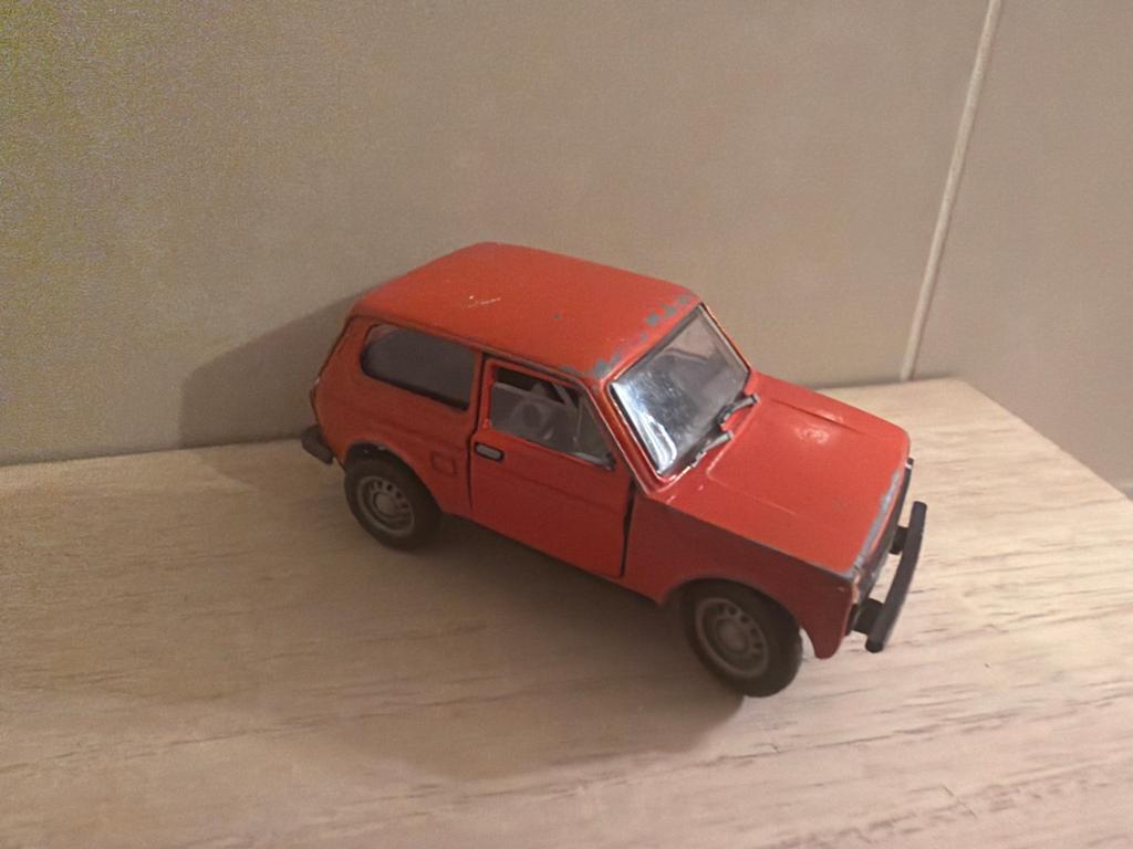 Lada Niva modelauto - Rood, ussr, Overige merken, Gebruikt, Auto, Df