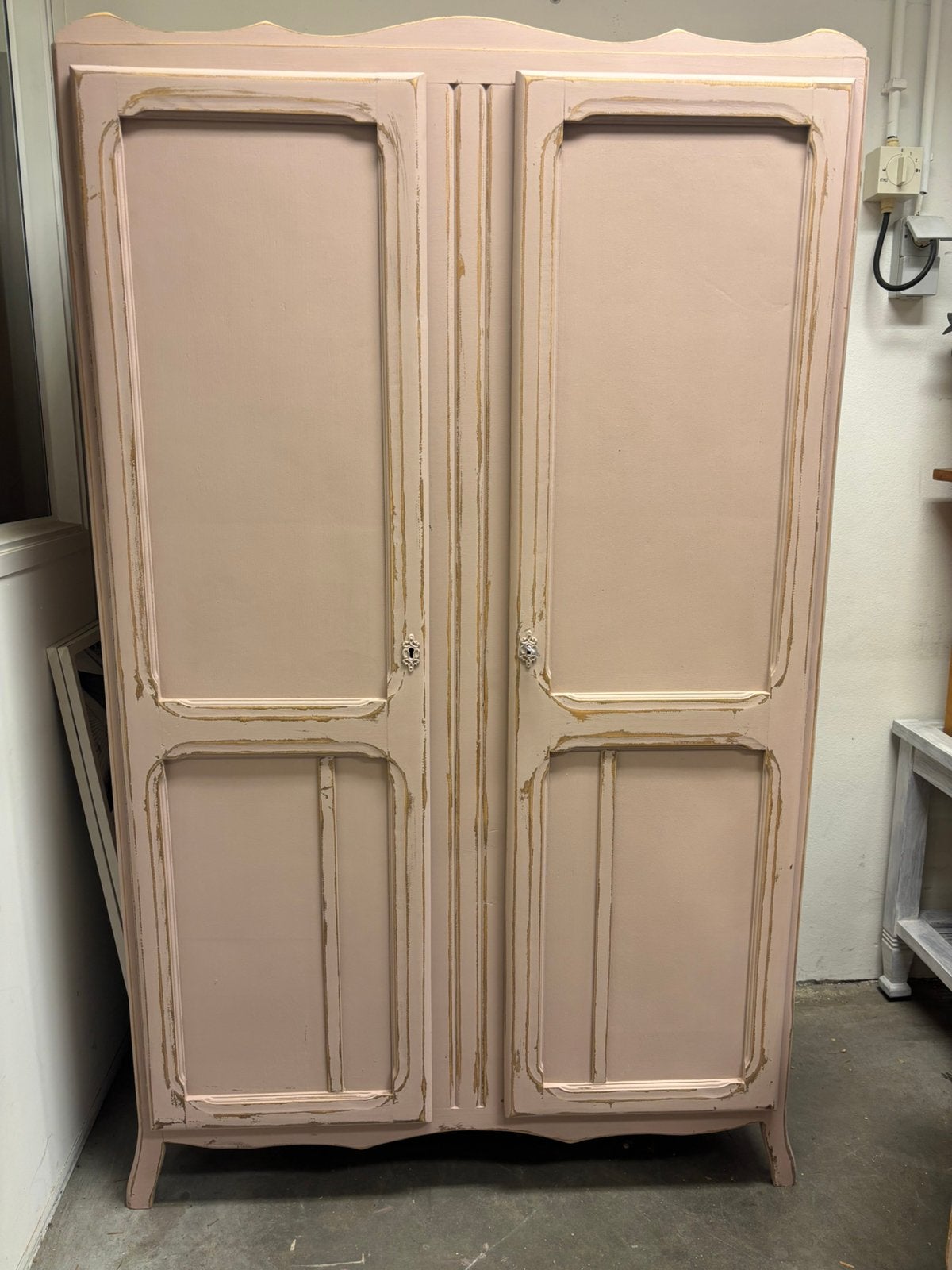 Brocante kledingkast, Studio Larilo, Kast, 50 tot 70 cm, 105 cm of meer