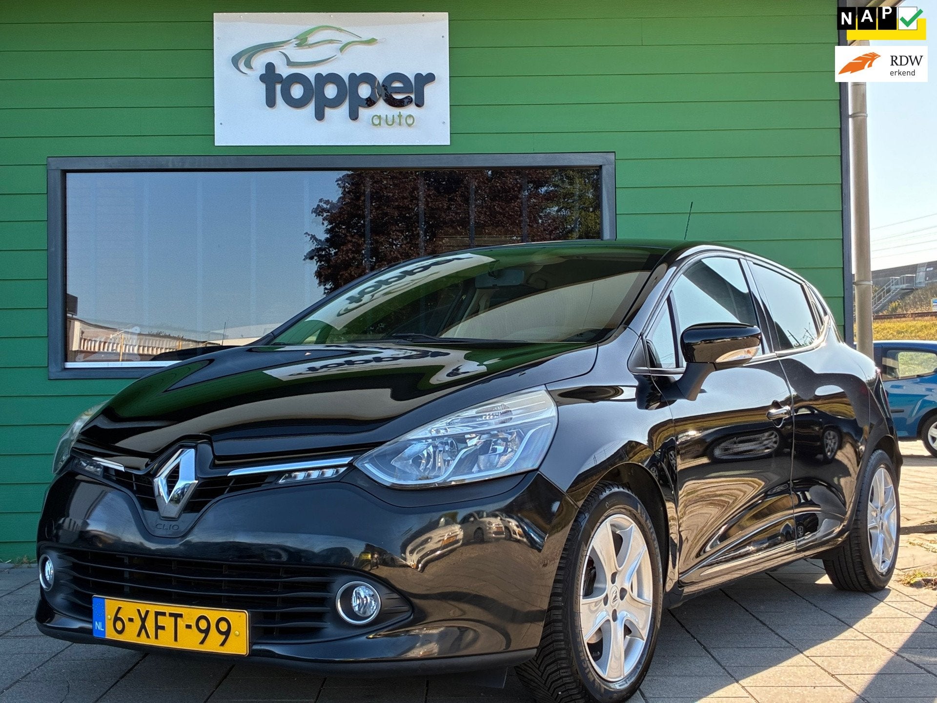 Renault Clio 0.9 TCe Expression|1e Eigenaar|Navigatie|Cruise, Voorwielaandrijving, 540 kg, Zwart, Origineel Nederlands
