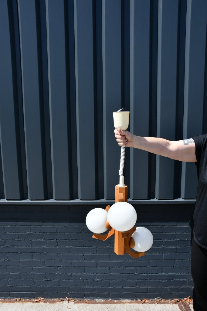 Vintage Bony Design hanglamp met 3 opaalglazen bollen, Ophalen, Zo goed als nieuw, Glas, Jaren 70/80