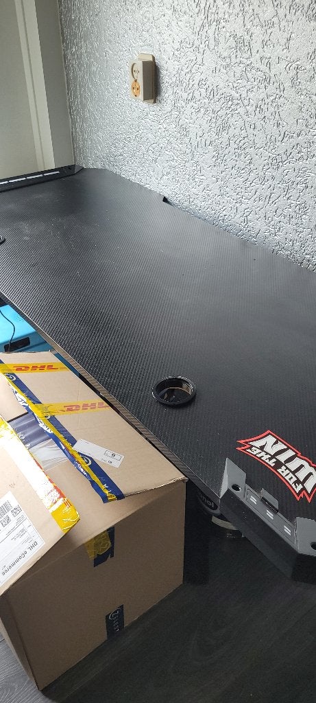 Game buro met led, Ophalen, Gebruikt, Gamingbureau