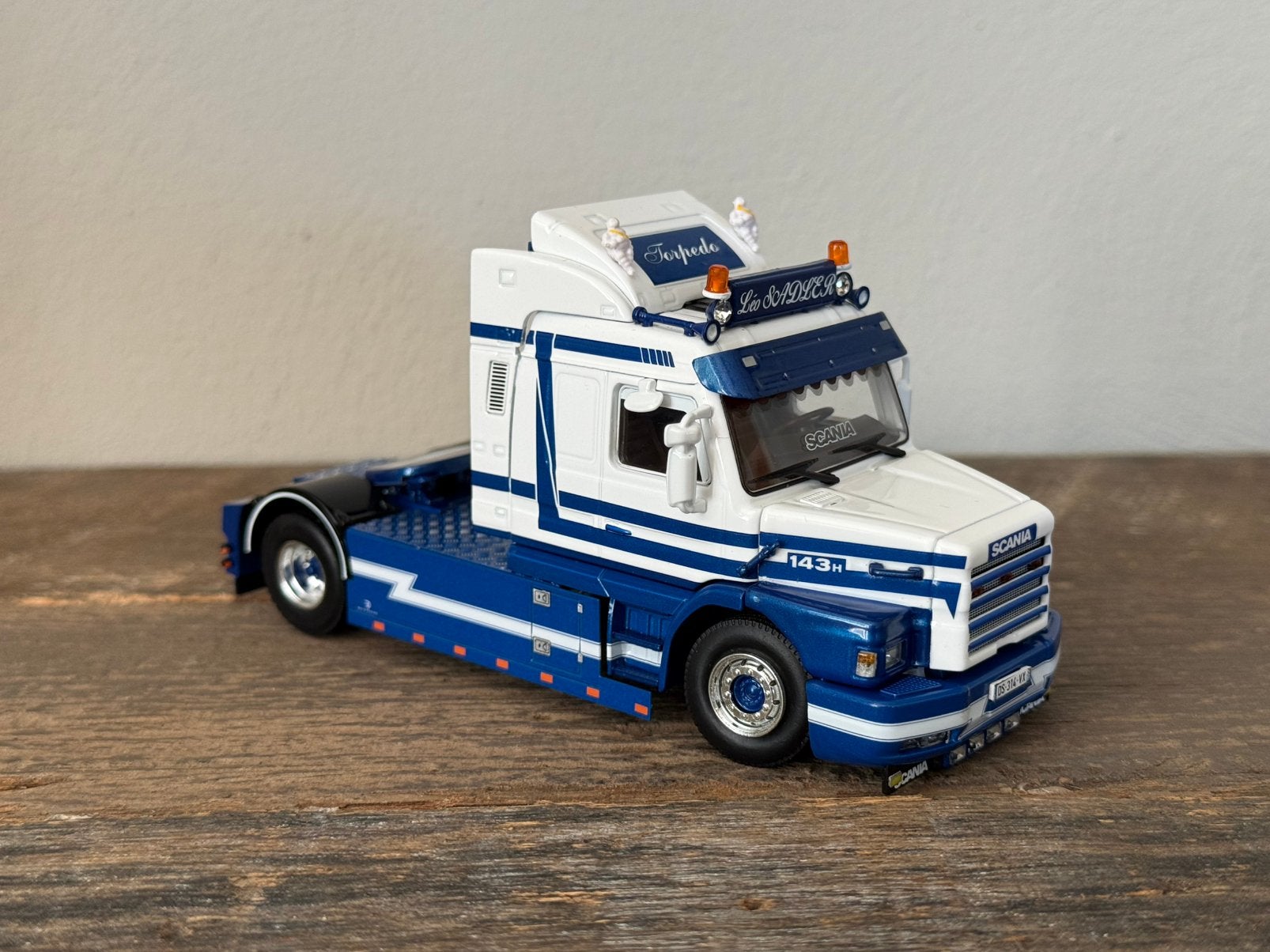 WSI - Scania 143 Torpedo Sadler, Ophalen of Verzenden, Zo goed als nieuw, Bus of Vrachtwagen, Wsi