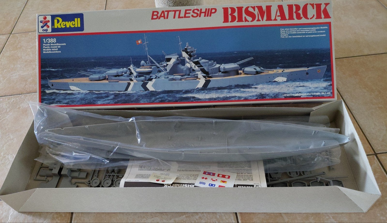 Revell Bismarck 1/388 Modelbouwschip, Ophalen, Revell