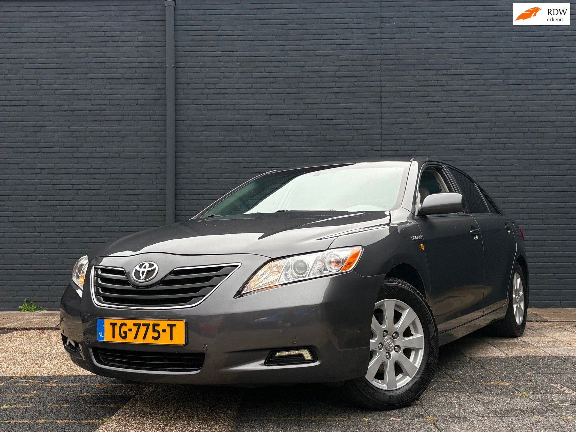 Toyota CAMRY HYBRID 2.4 | Navi | Schuifdak | Leder | Stoelve, Auto's, Toyota, Automatische klimaatregeling, Euro 5, 1624 kg, Gebruikt