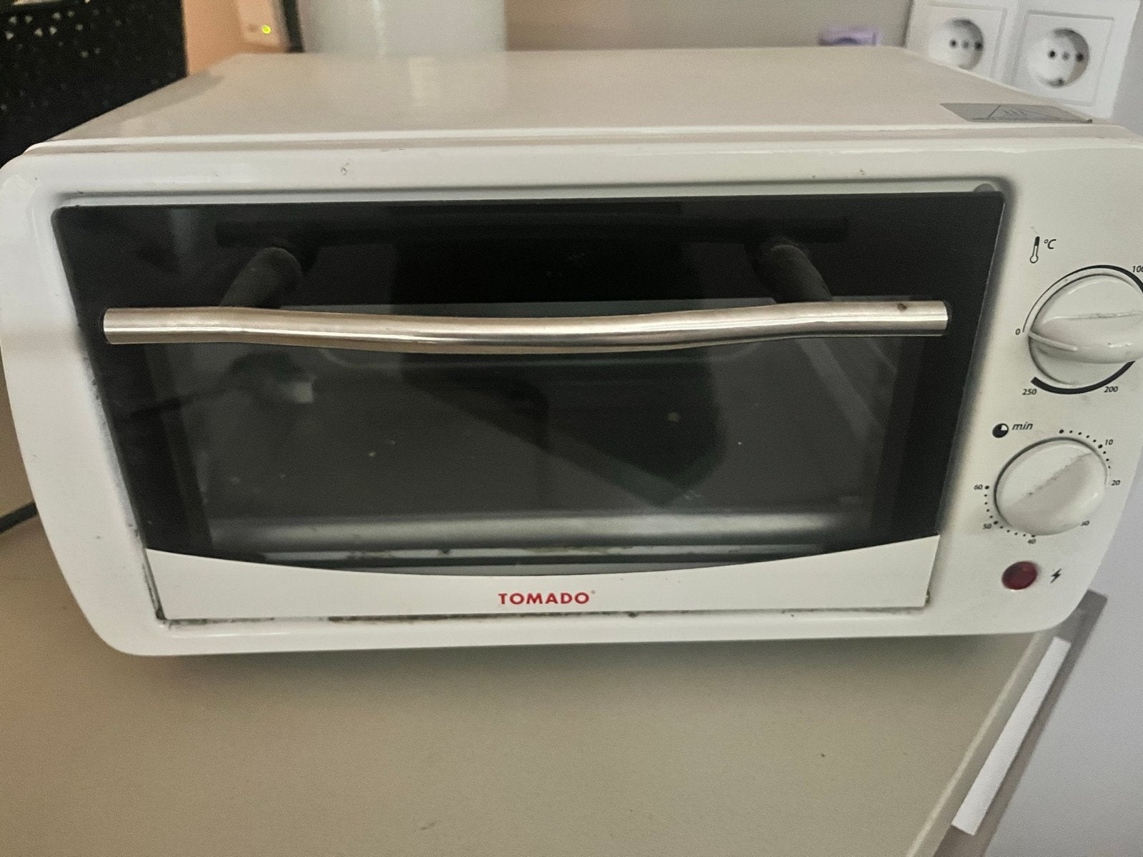 Tomado Mini-oven - Compact en Handig, Minder dan 45 cm, Ophalen of Verzenden, Vrijstaand, Mini-oven
