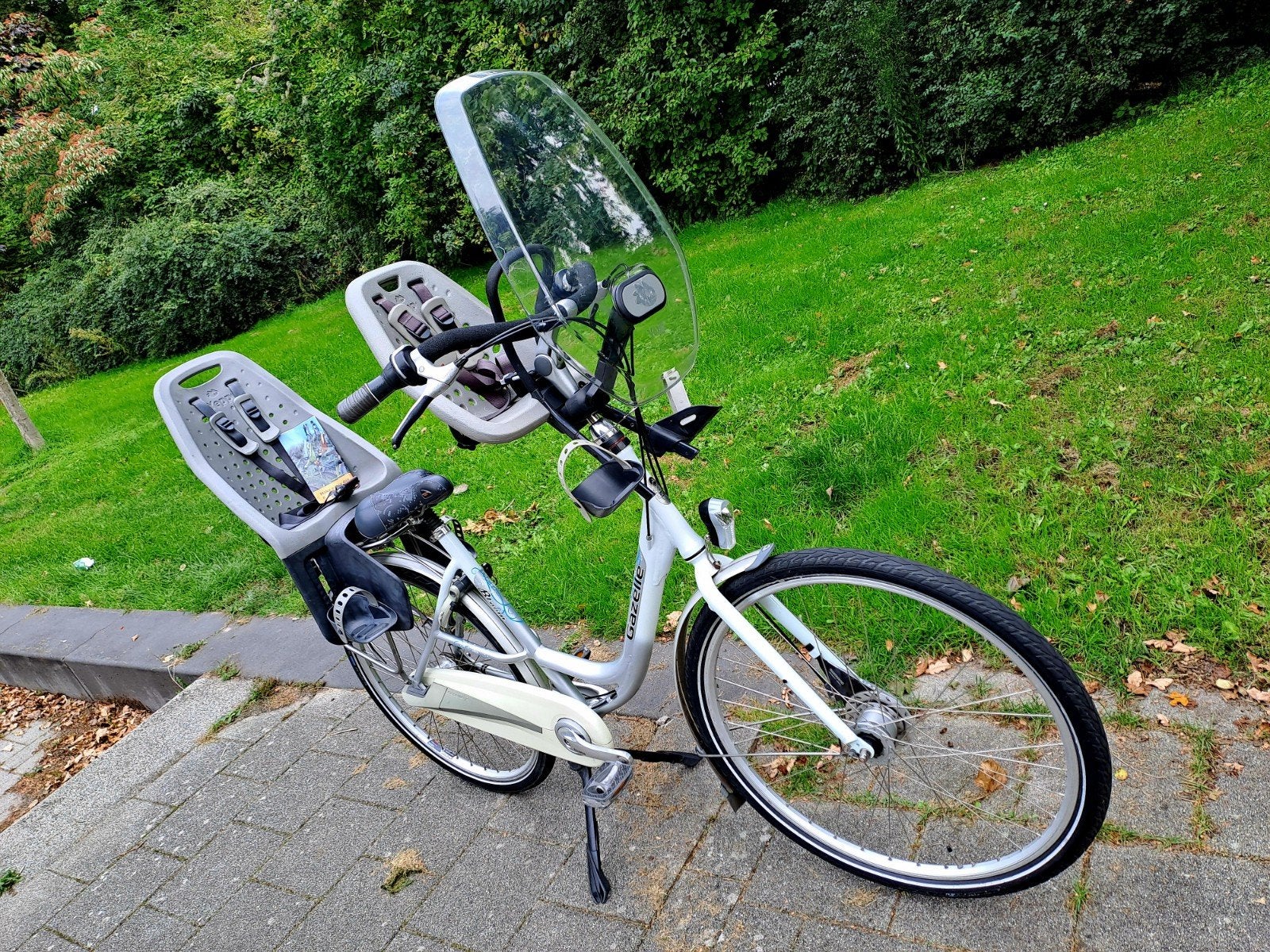 GAZELLE BLOOM moederfiets met kinderzitjes, Ophalen, 2 zitjes, 53 tot 56 cm, Zo goed als nieuw