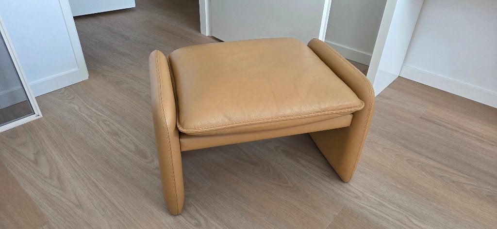 Leolux leren poef / voetenbank – cognac, Ophalen, Gebruikt, 50 tot 75 cm, Leer