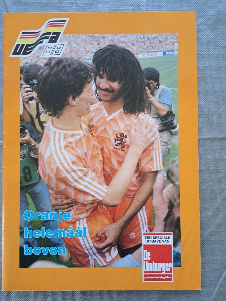 Oranje helemáál boven  EK 1988, John Hoofs, Ophalen of Verzenden, Zo goed als nieuw, Balsport