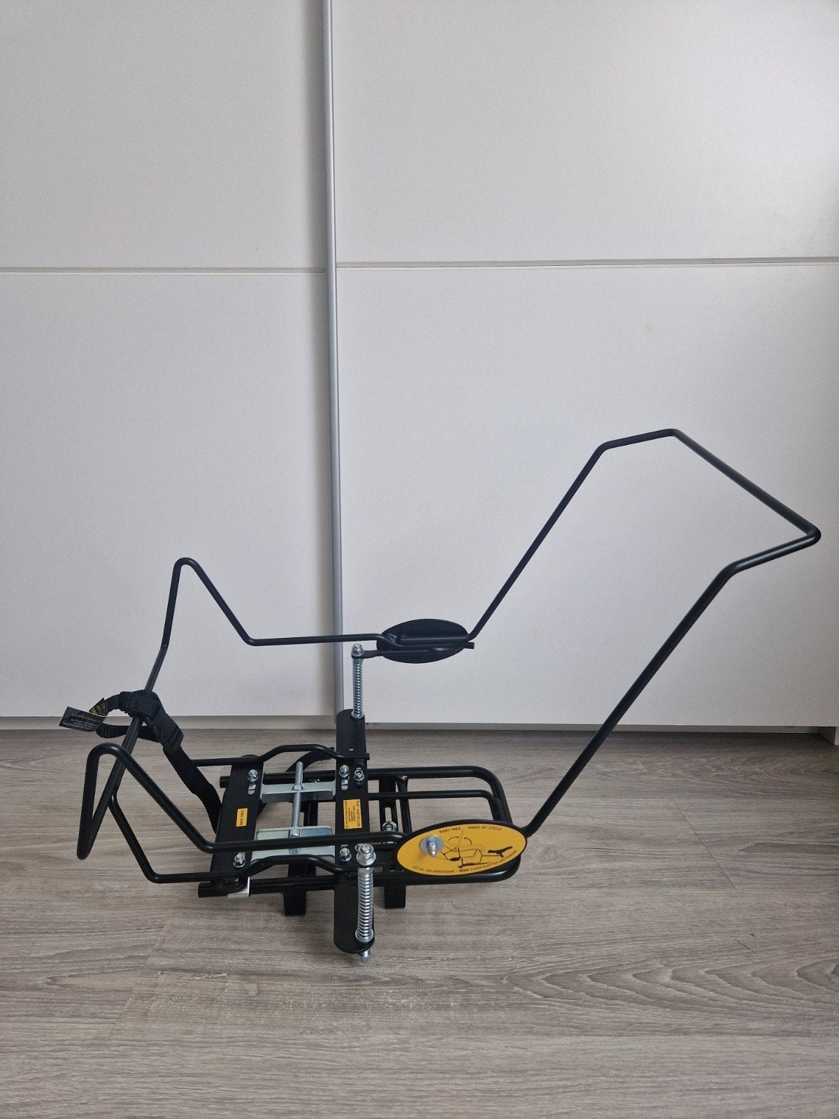 Maxicosi houder (voor bakfiets), Ophalen, Zo goed als nieuw