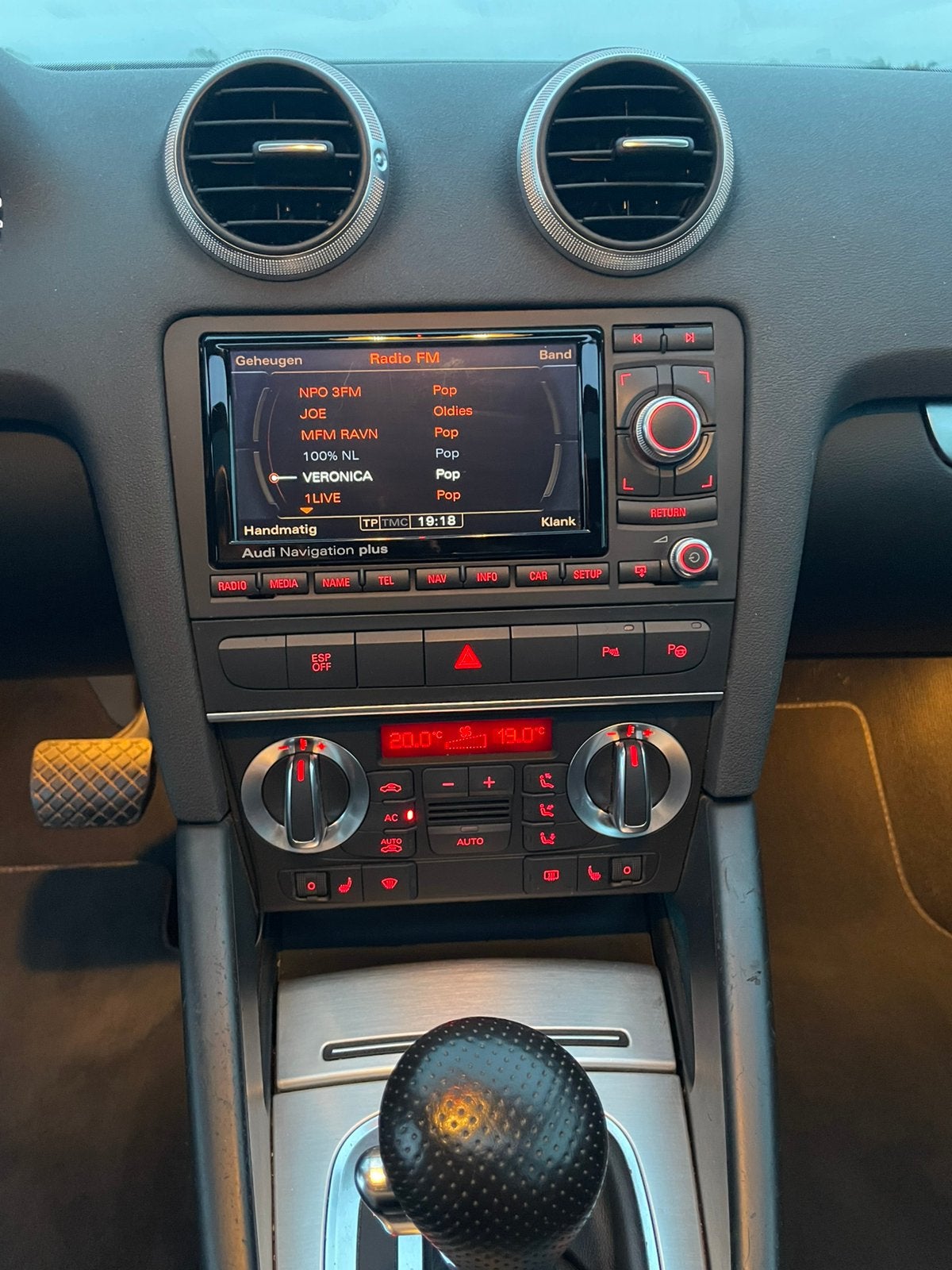 Foto 11 van AUDI A3 Sportback 1.8 TFSI automaat | PANO | leer | TREKHAAK