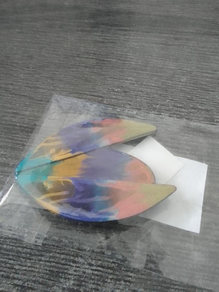Kleurrijke broche in abstract design, Ophalen, Overige materialen, 4 tot 7 cm, Overige kleuren