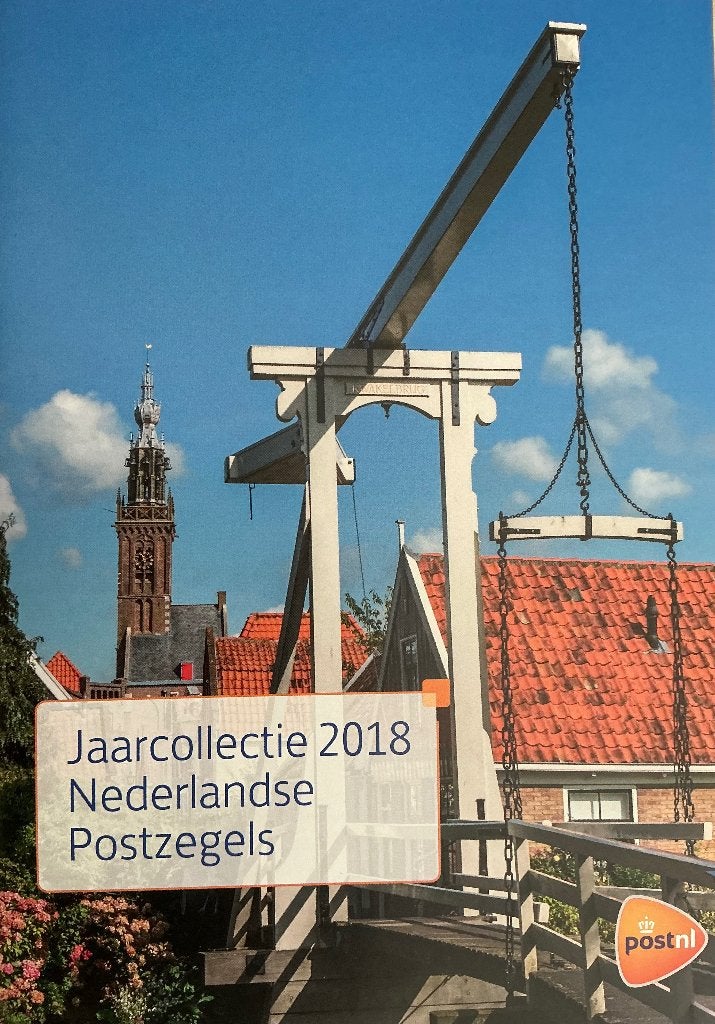 Jaarcollectie postzegels 2018 met bewaarmap en boekje, Ophalen of Verzenden, Na 1940, Postfris