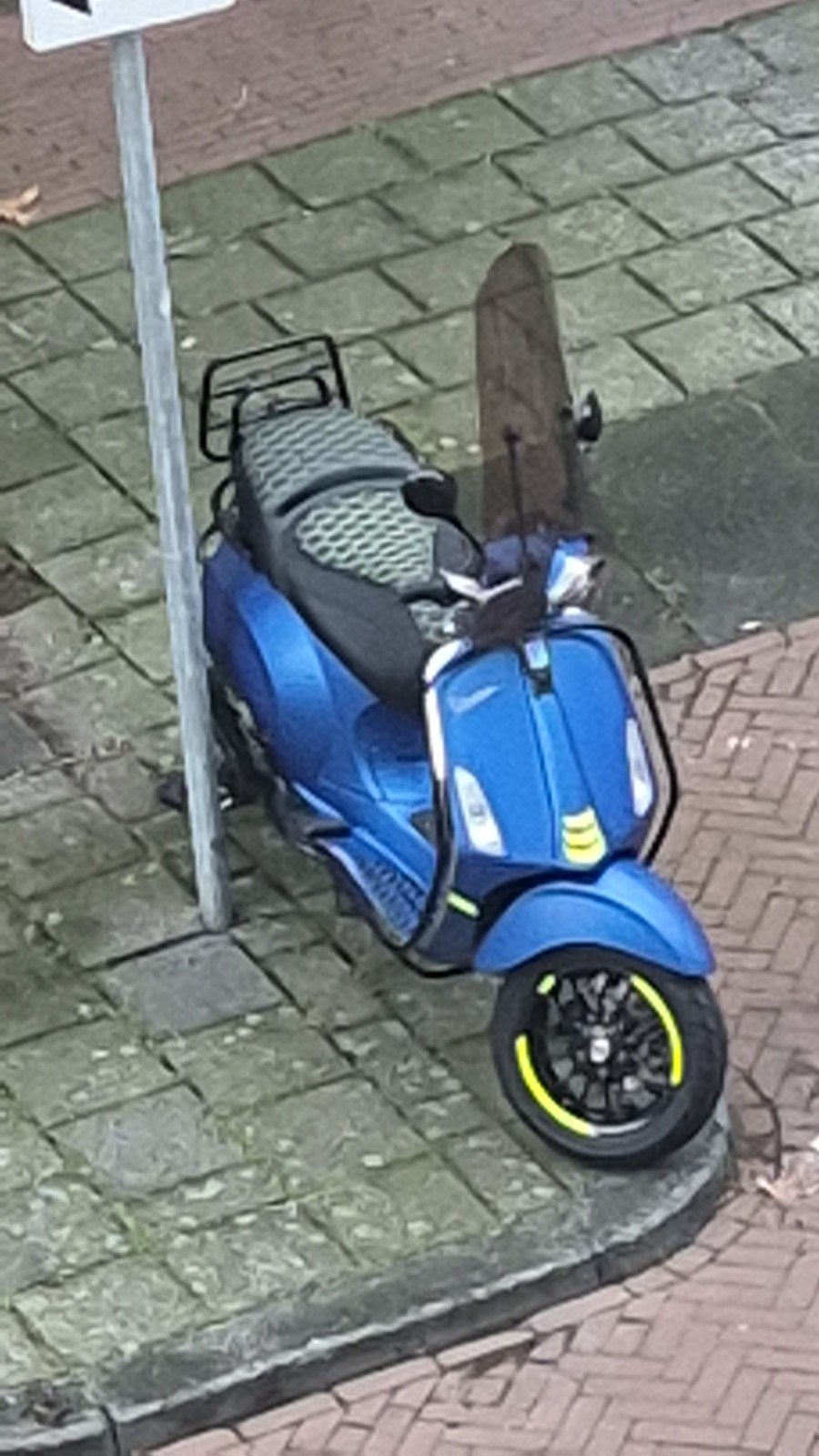mooie vespa sprint te koop, Ophalen, Zo goed als nieuw, Benzine