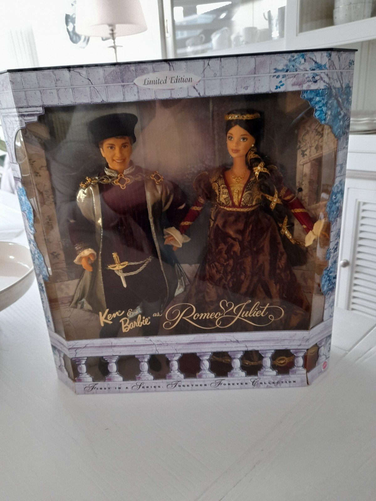 Ken en Barbie als Romeo en Julia Collectors Edition, Verzamelen, Poppen, Ophalen, Nieuw, Pop
