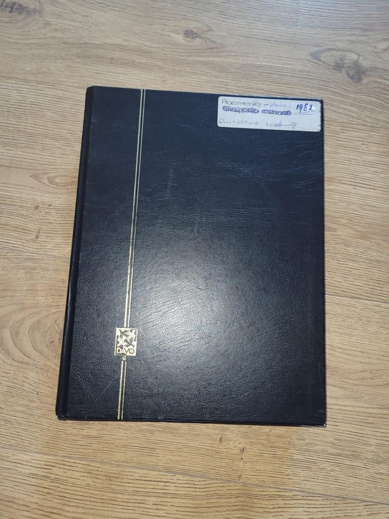 Leuk album postzegels Duitsland en Roemenië, Postzegels en Munten, Postzegels | Volle albums en Verzamelingen, Ophalen of Verzenden