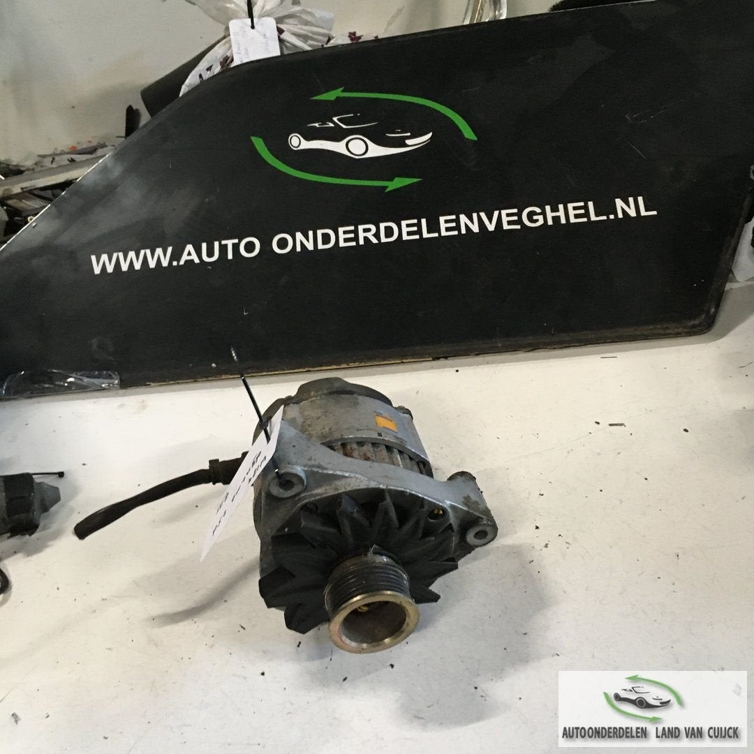 Mercedes W124 2.5 Diesel Dynamo, Auto-onderdelen, Gebruikt, -, -, Ophalen of Verzenden