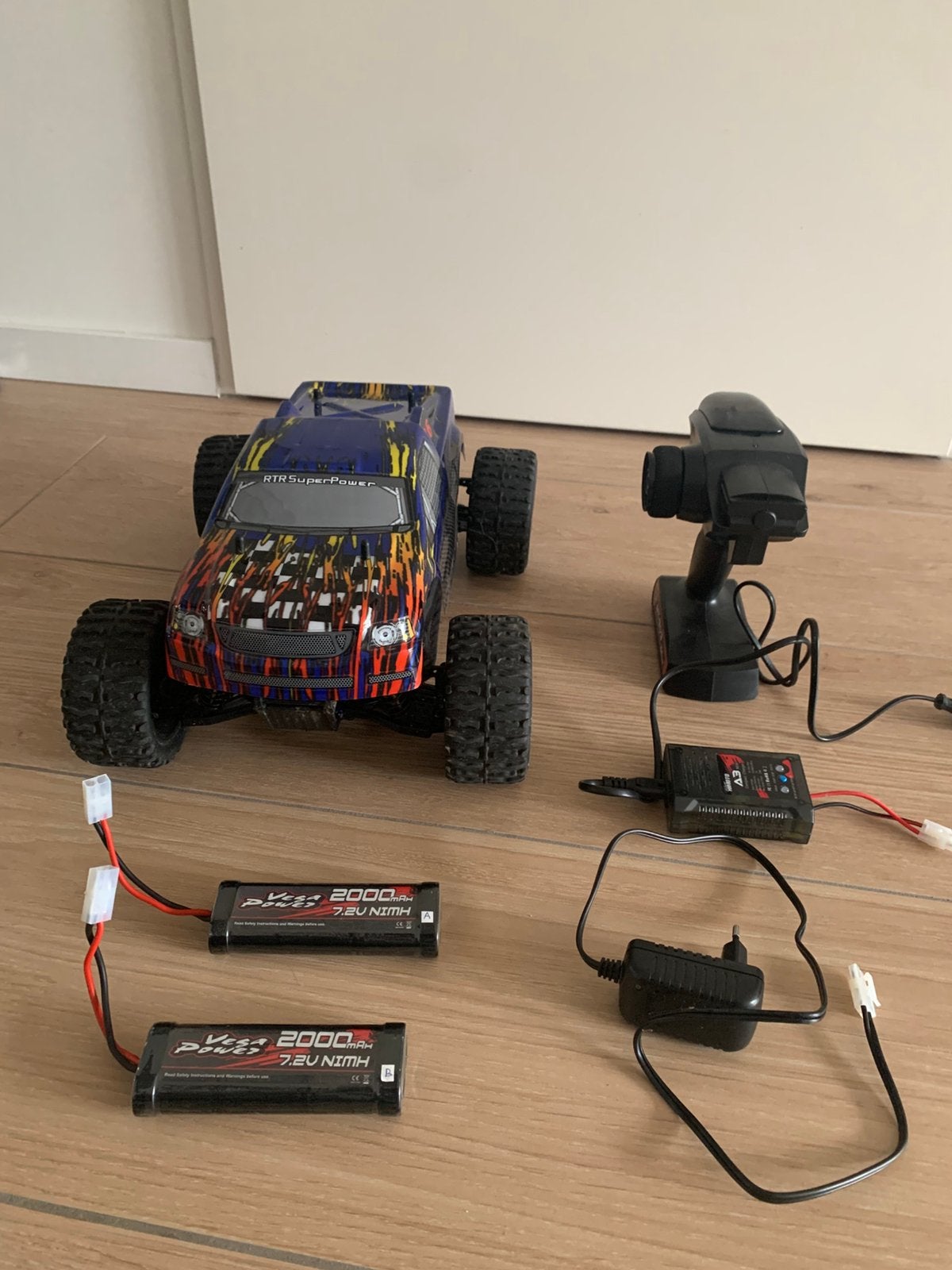 Himoto H12101 1/10 Monster Truck RC, Ophalen, Auto offroad, Zo goed als nieuw, Schaal 1:10