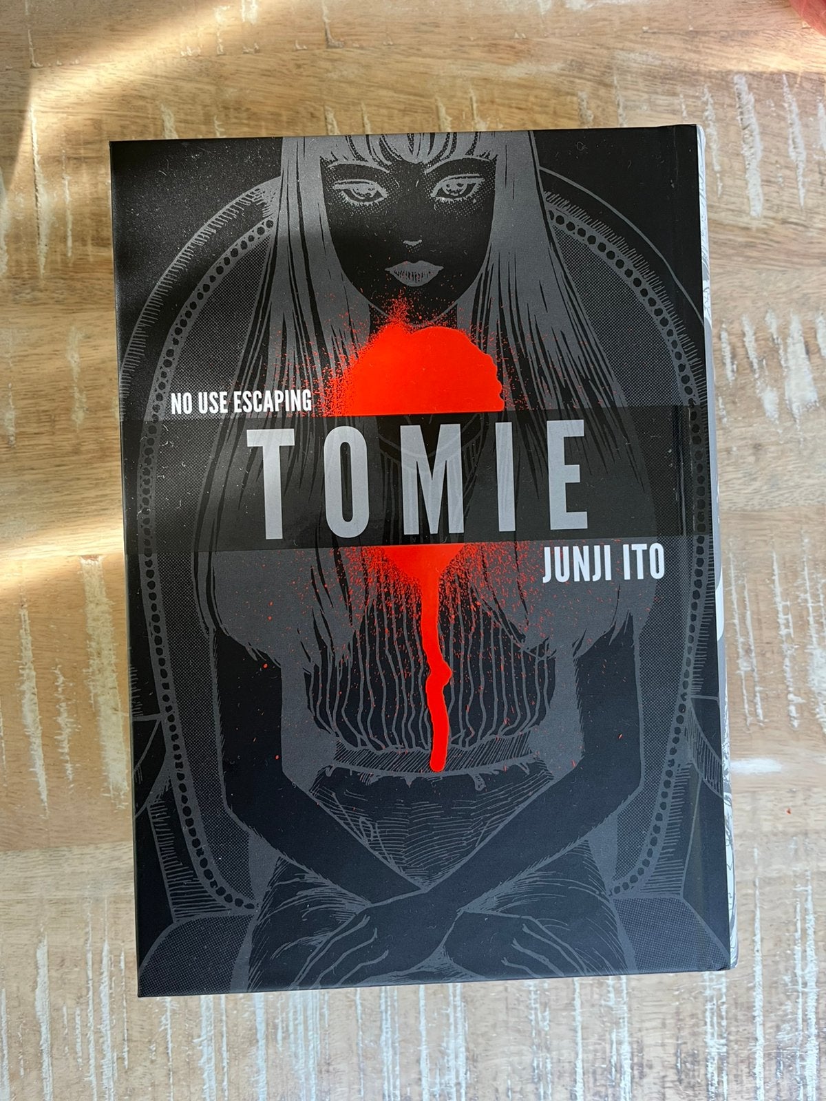 Tomie, Ophalen of Verzenden, Zo goed als nieuw