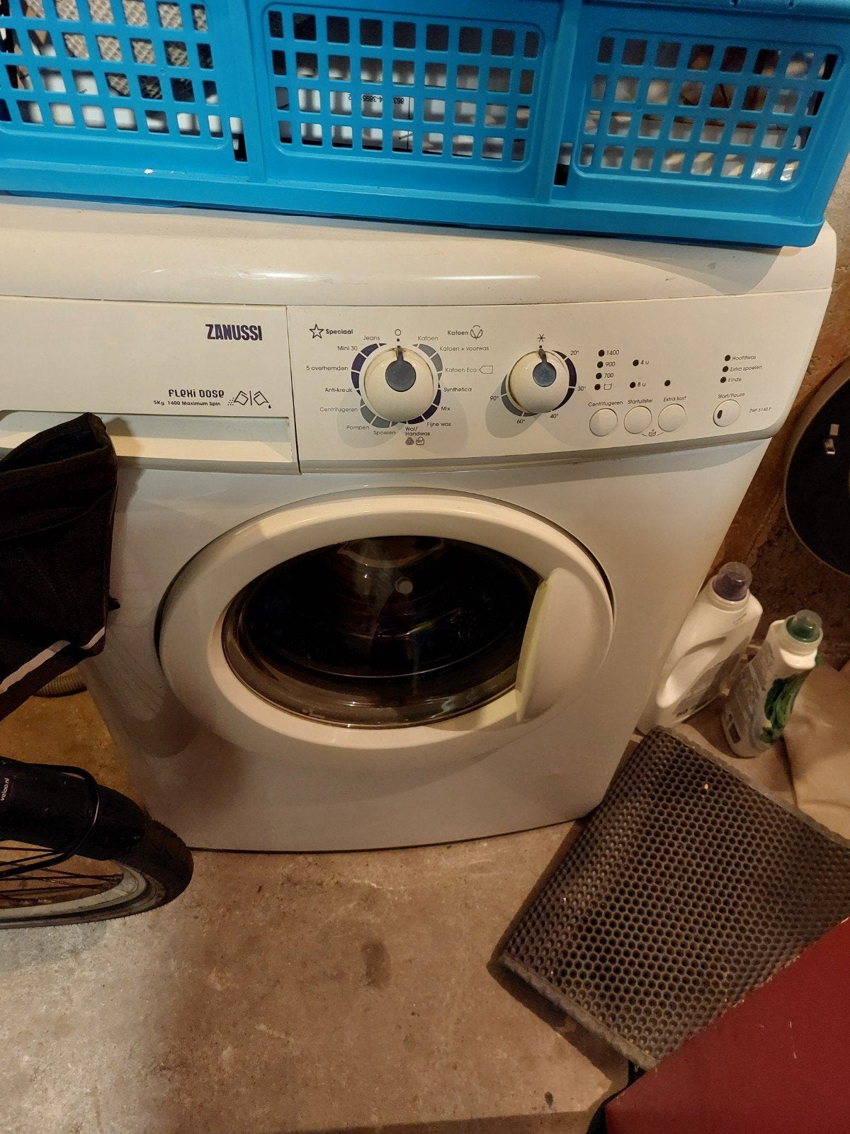 Zanussi Wasmachine 5kg, Ophalen, 1200 tot 1600 toeren, Gebruikt, 4 tot 6 kg