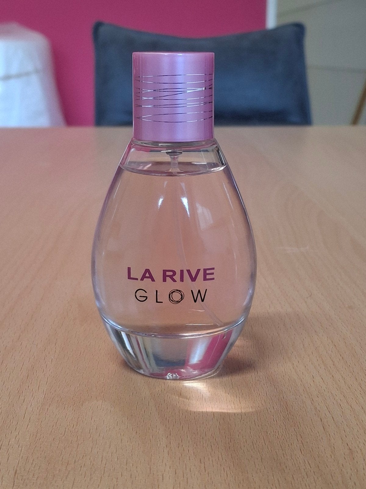 LA RIVE Glow eau de parfum voor dames, Ophalen of Verzenden, Zo goed als nieuw