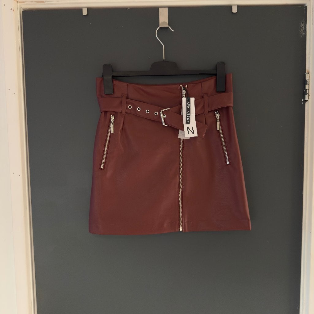 Kort rokje bordeaux Noisy May mt M, Maat 38/40 (M), Overige kleuren, Nieuw, Ophalen of Verzenden