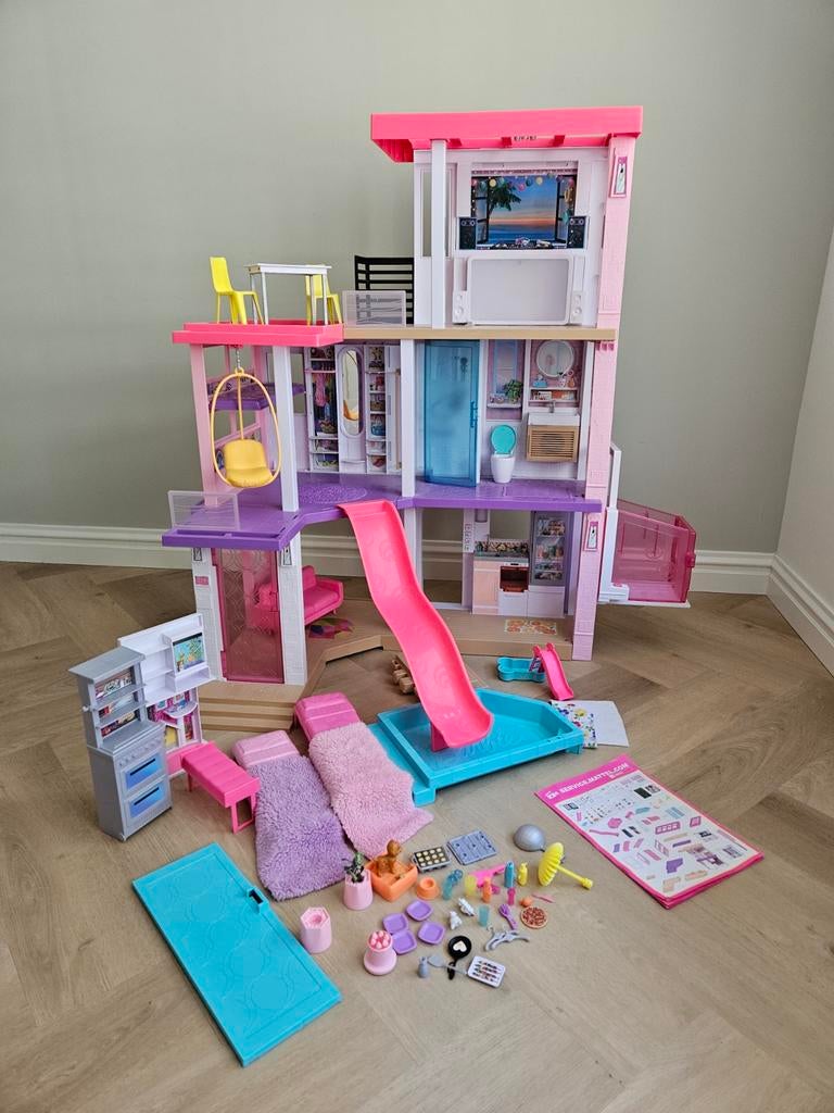 Barbie Droomhuis met accessoires, Ophalen of Verzenden, Gebruikt, Barbie