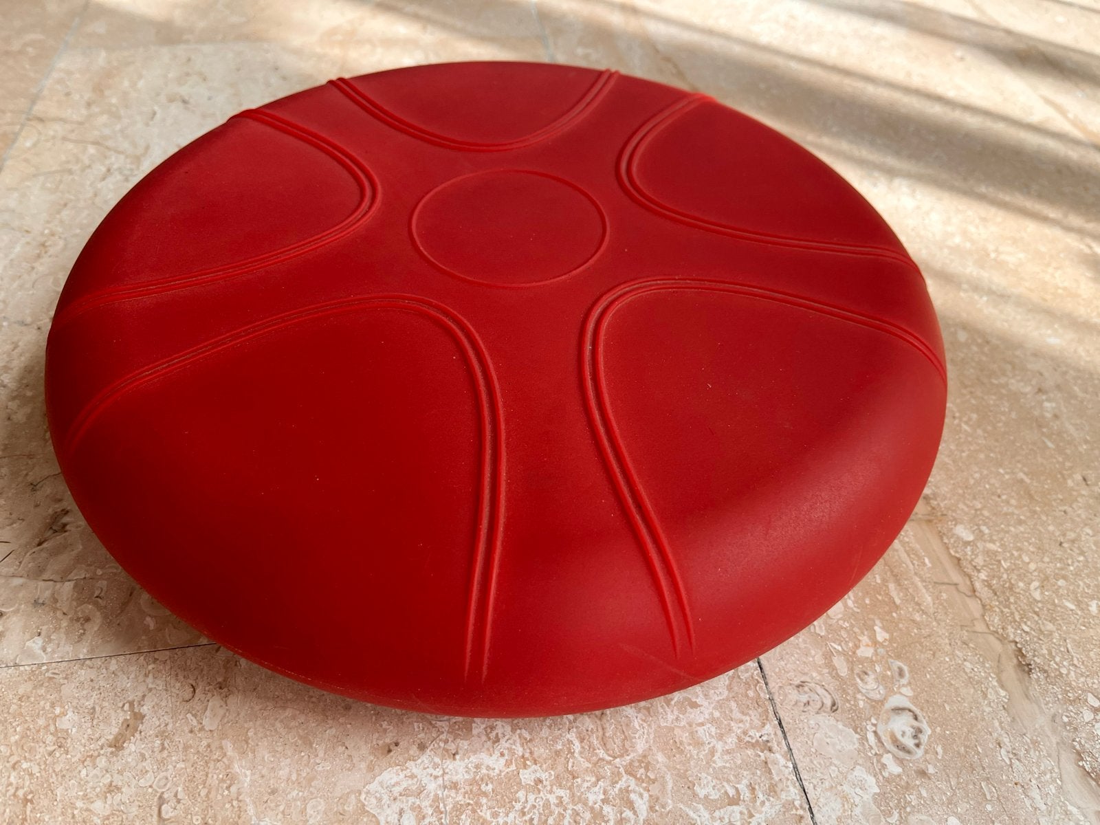 Rood wiebelkussen - Hoogte 6 cm, Diameter 33 cm, Ophalen, Gebruikt, Benen, Balansbord