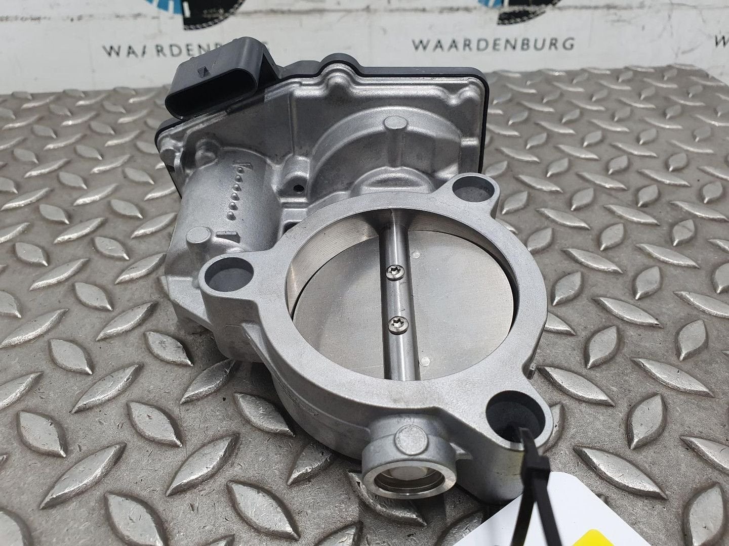 BMW 3 SERIES GASKLEPHUIS 13547619008 2024, Ophalen of Verzenden, Gebruikt, Stiba lid
