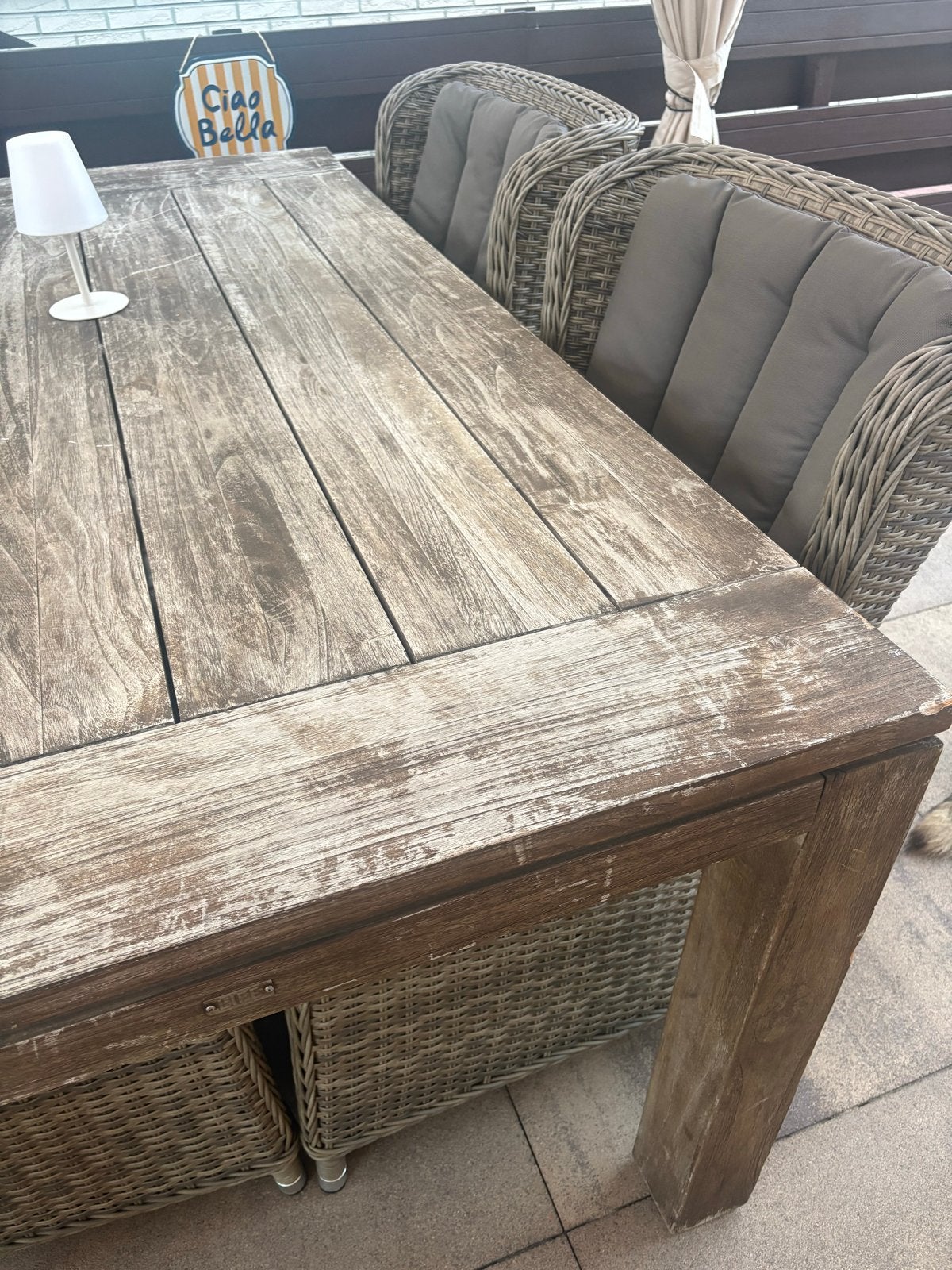 Live outdoor living set met houten tafel en wicker stoelen, Tuin en Terras, Ophalen, 4 zitplaatsen, Gebruikt, Eettafel