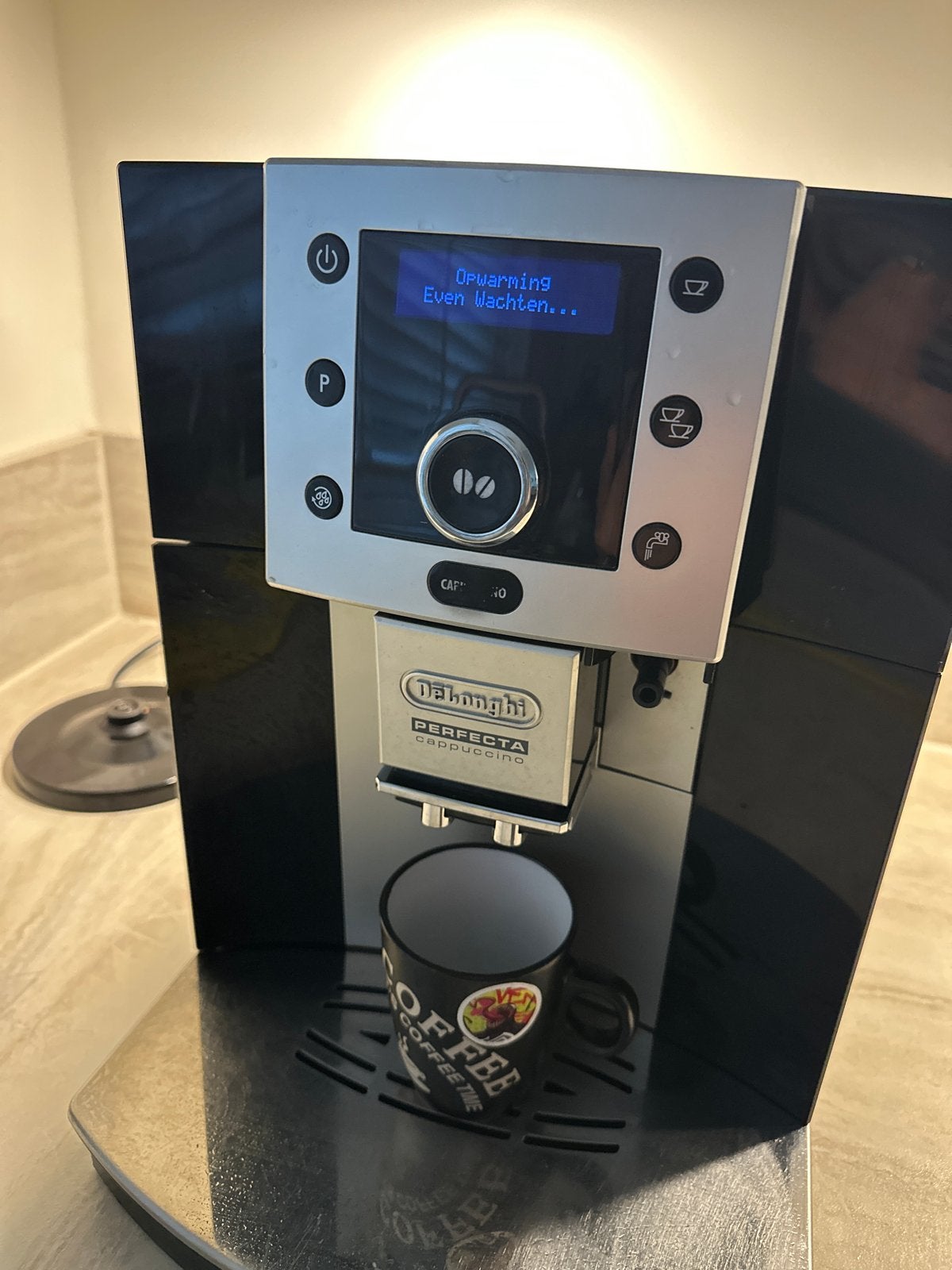 DeLonghi Perfecta Cappuccino Koffiemachine - Werkt, maar som, Ophalen, Afneembaar waterreservoir, Gebruikt, Koffiemachine