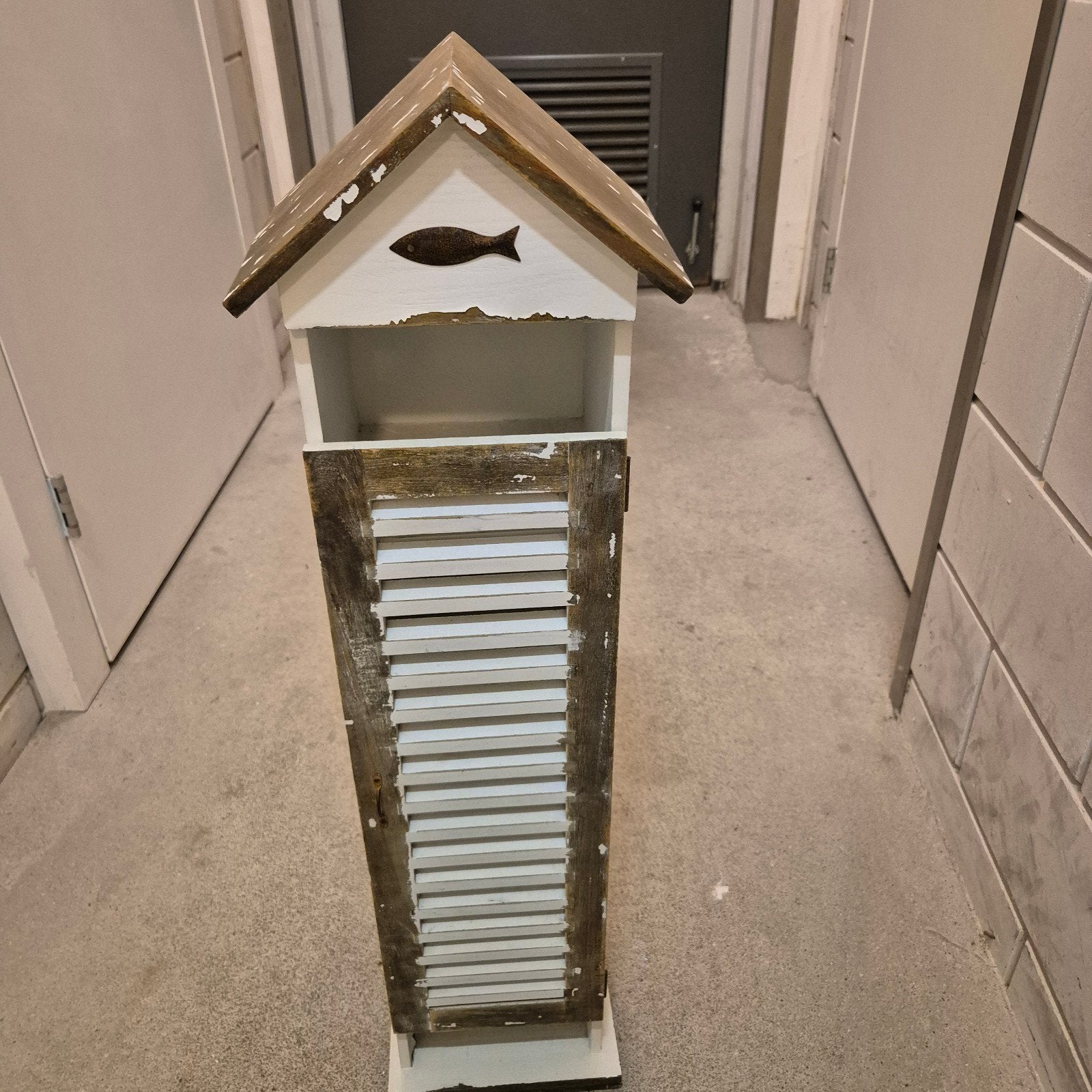 Decoratieve Houten Kastje in Strandhuisstijl, Ophalen, Gebruikt