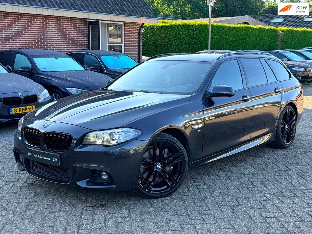 BMW 5-serie Touring 528i Last Minute Edition M Sport|Nieuwe, Automaat, Gebruikt, 4 cilinders, 2000 kg