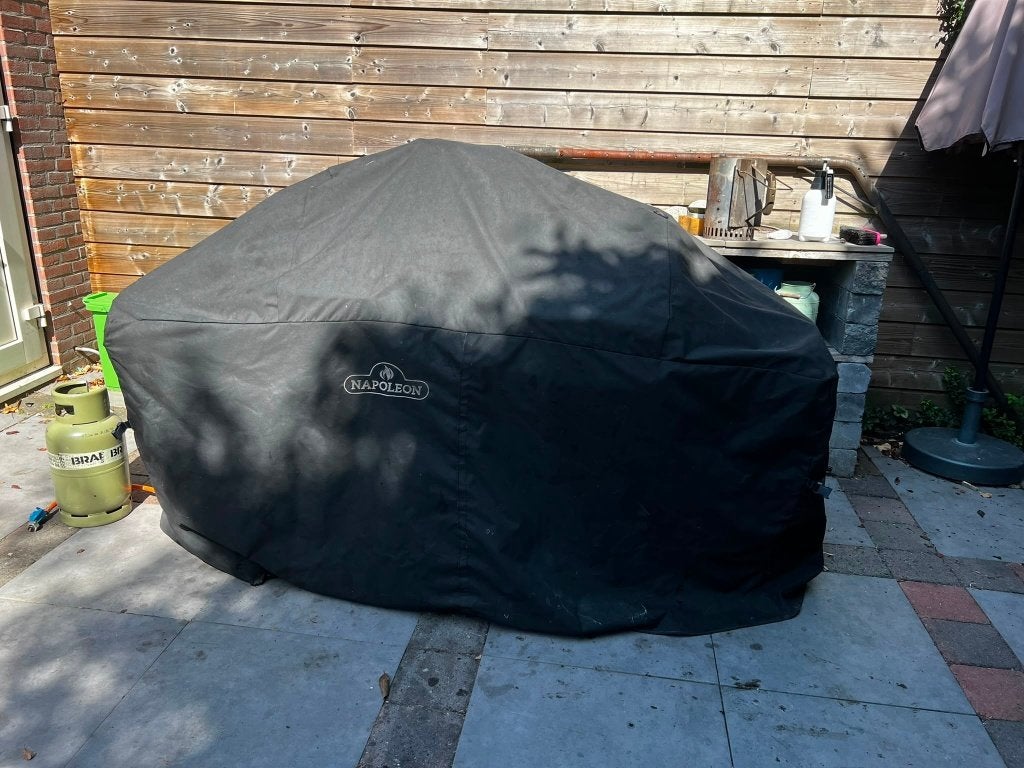 3-in-1 Combo Grill: Gas, Charcoal, and Offset Smoker, Ophalen, Gebruikt, Centrale Park