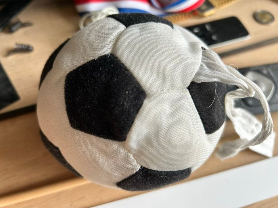 Ikea zachte pluchen voetbal zwart wit Sparka, Ophalen of Verzenden, Zo goed als nieuw, Bal