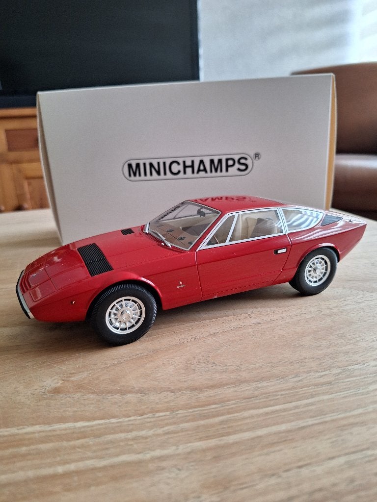 Maserati Khamsin schaal 1:18 Minichamps in nieuwstaat!, Ophalen of Verzenden, Zo goed als nieuw, Auto, MiniChamps