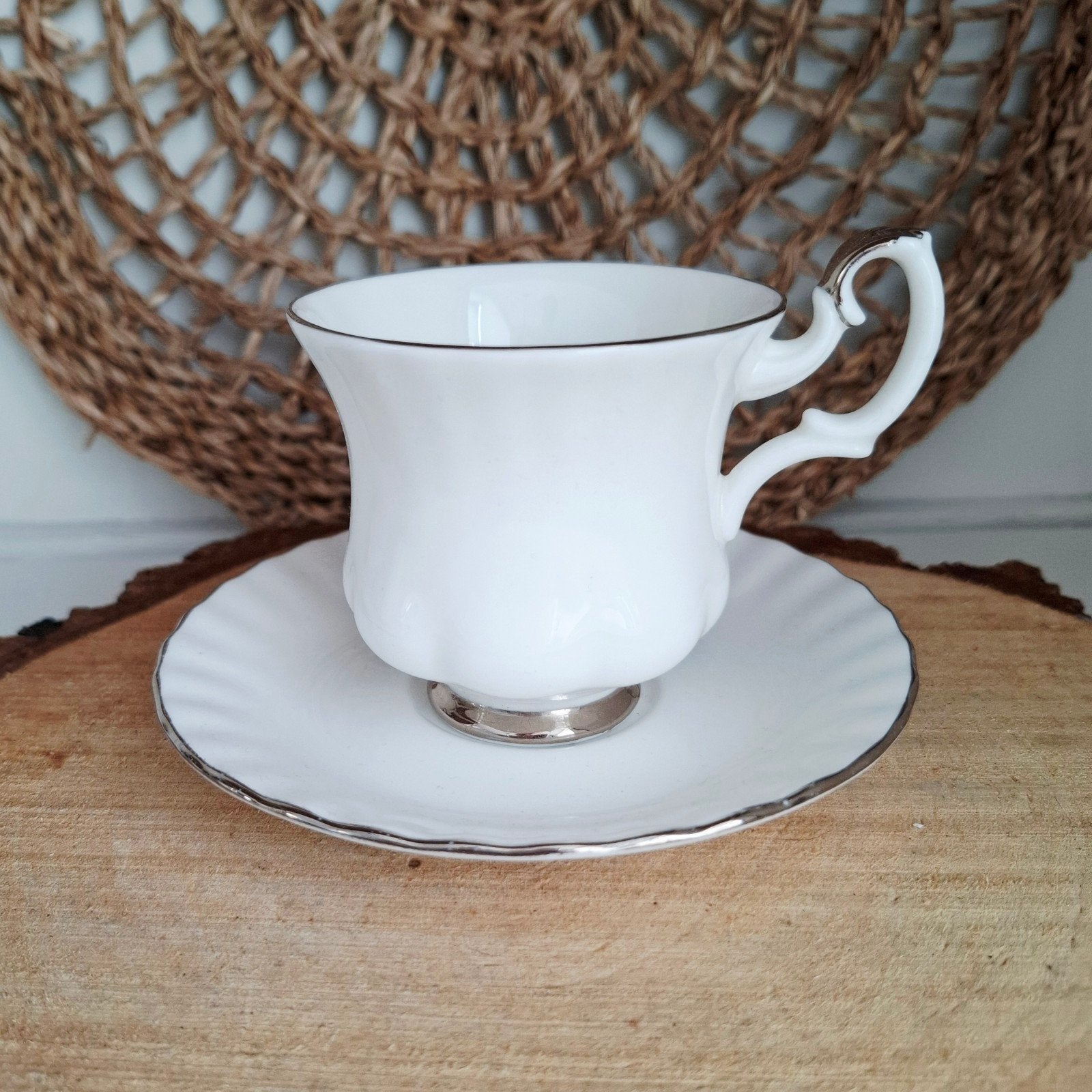 Royal Albert 'Chantilly', dames kop en schotel, Ophalen of Verzenden
