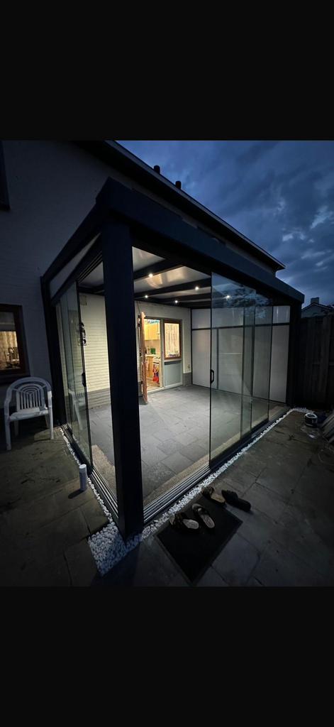 Prachtige glazen schuifwand 275 cm incl. montage – luxe!