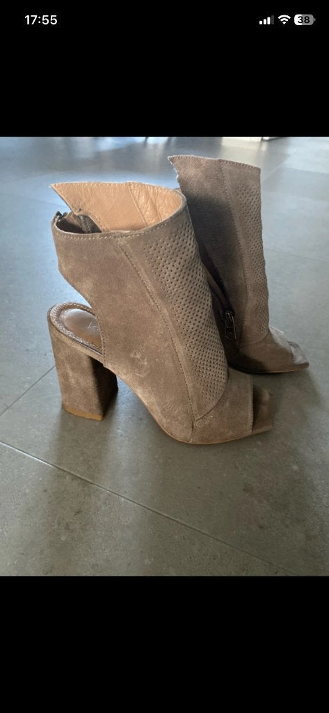 Enkellaarsjes Kazar taupe maat 36, Kleding | Dames, Bruin, Lage of Enkellaarzen, Zo goed als nieuw, Kazar