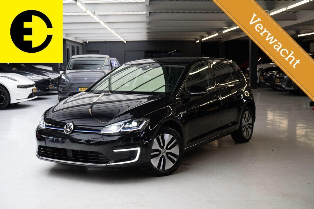 Volkswagen e-Golf e-Golf | SOH 93,9% | Adaptive cruise contr, Auto's, Zwart, Zwart, Origineel Nederlands, Golf