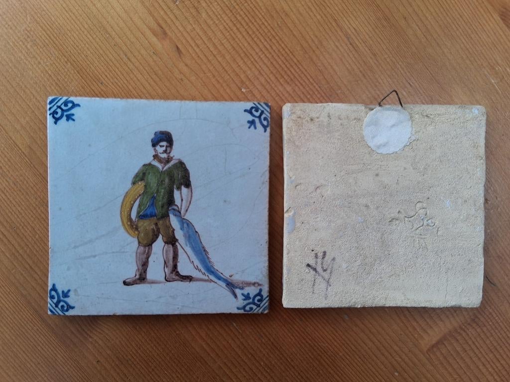 Setje antieke tegels  'Visser met vis', Antiek en Kunst, Antiek | Wandborden en Tegels, Ophalen of Verzenden