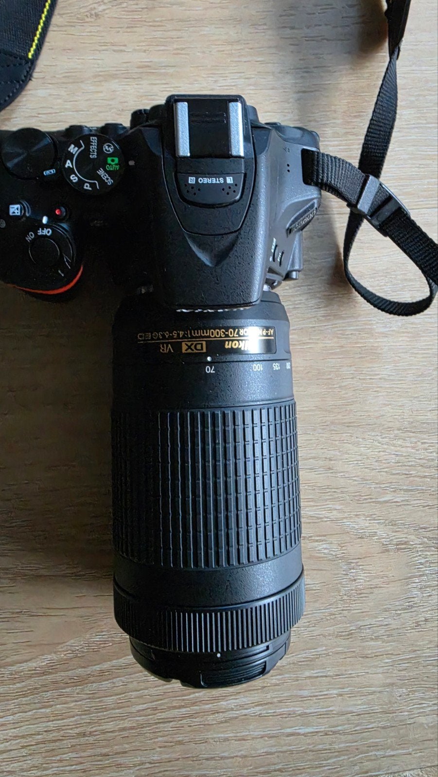 Nikon D5600 DSLR camera met 3 lenzen en rugzak. ZGAN!, Ophalen, Beeldstabilisatie, Spiegelreflex, Zo goed als nieuw