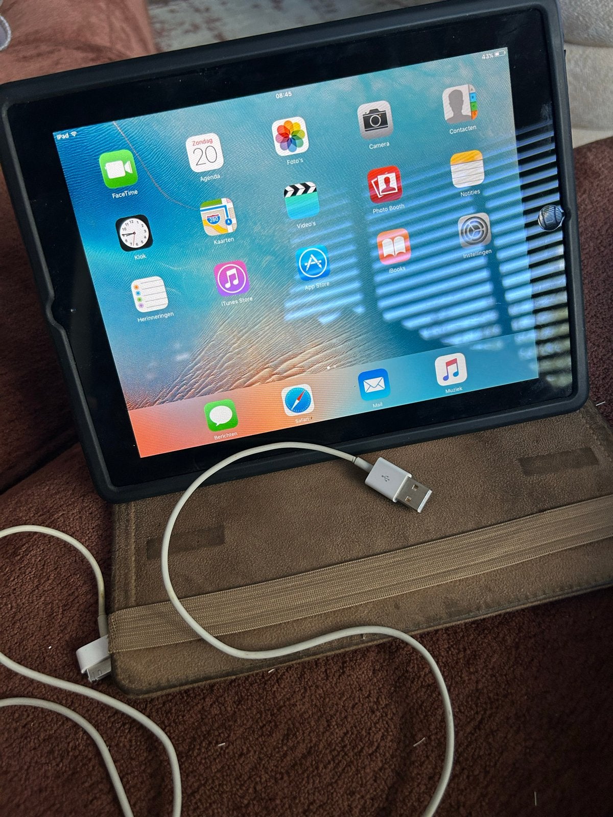 Apple iPad 2 (A1395) 16 GB Wi-Fi - Zilver, 10 inch, Gebruikt, Apple iPad, Ophalen of Verzenden