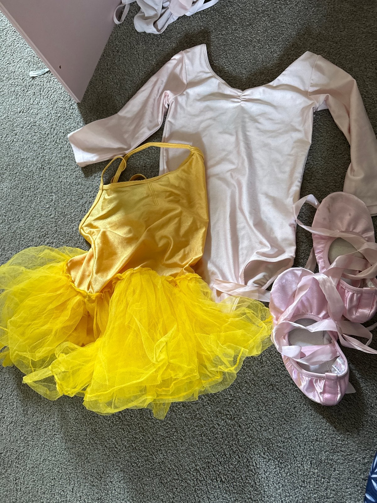 Balletkleding set: balletpakjes en balletschoenen, Sport en Fitness, Ophalen of Verzenden, Gebruikt, Kleding