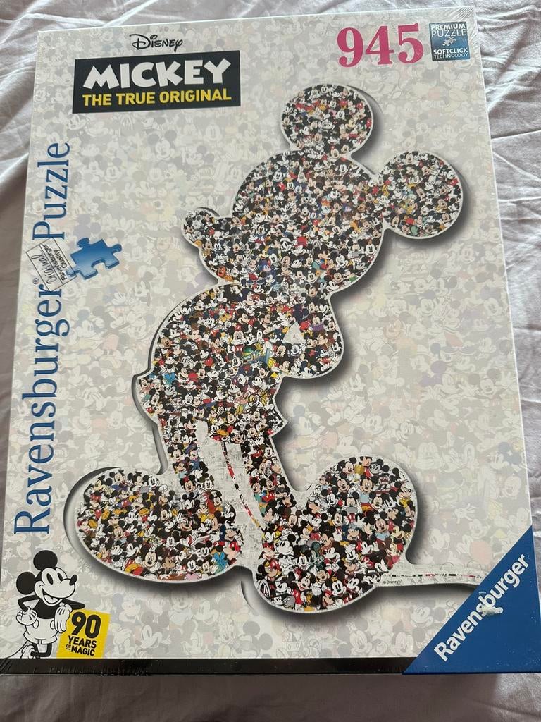 Mickey mouse 90 jaar puzzel. Limeted edition. Nieuw in doos., Ophalen of Verzenden, 500 t/m 1500 stukjes, Zo goed als nieuw