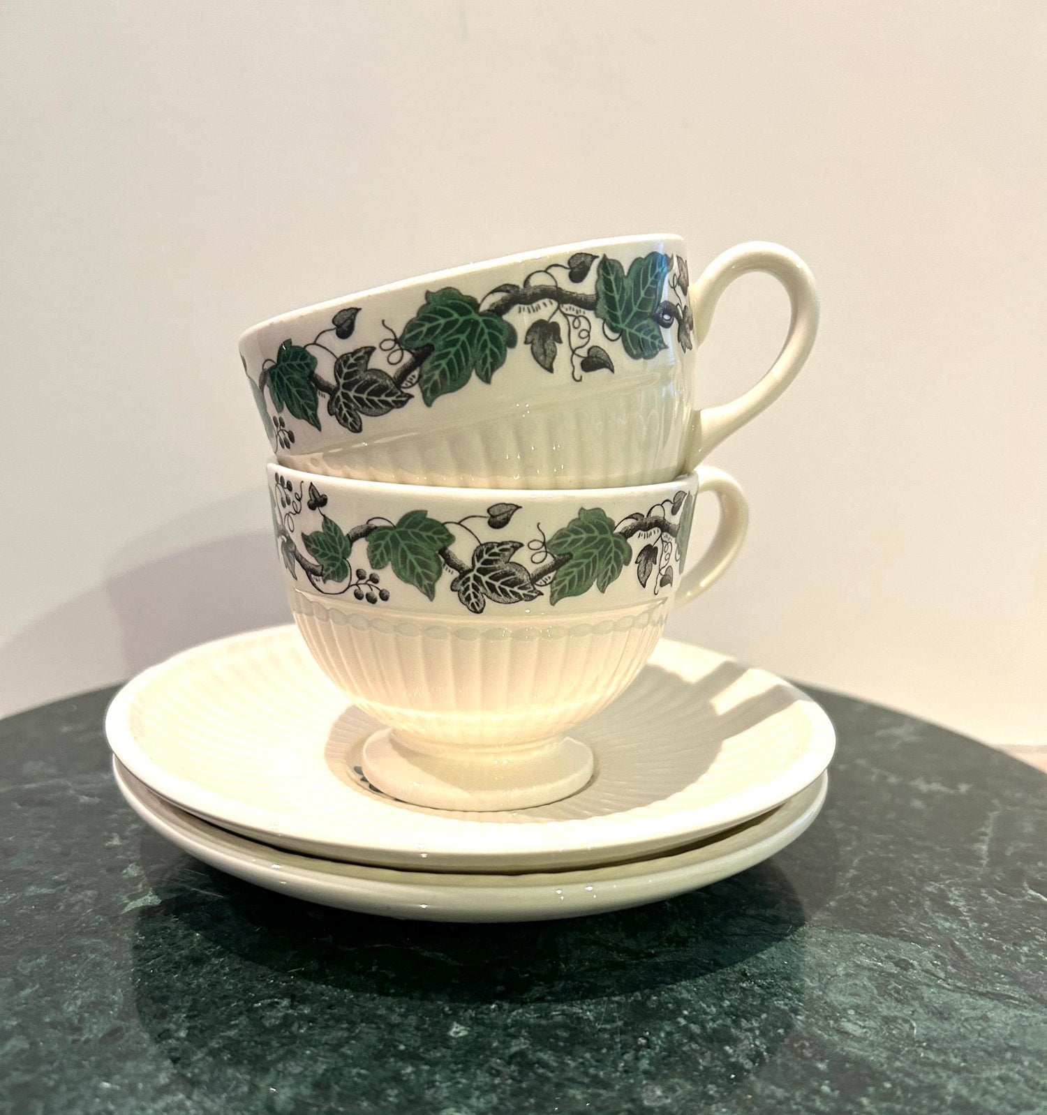 Wedgwood Stratford kop en schotels, Ophalen of Verzenden
